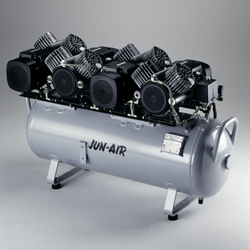 美国JUN-AIR无油空压机8000-150B